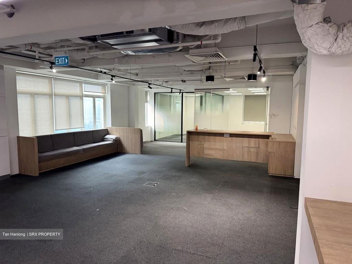 Macdonald House (D9), Office #632357451